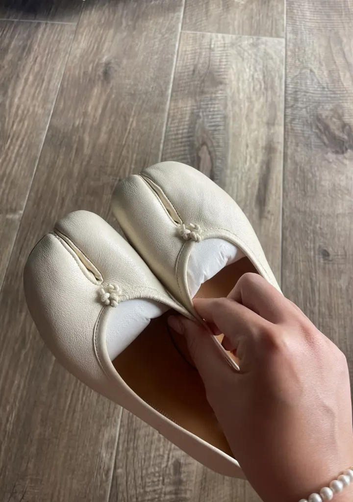 Tabi Flats