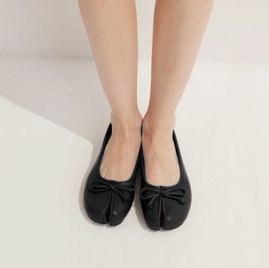 Tabi Flats Bow Tie