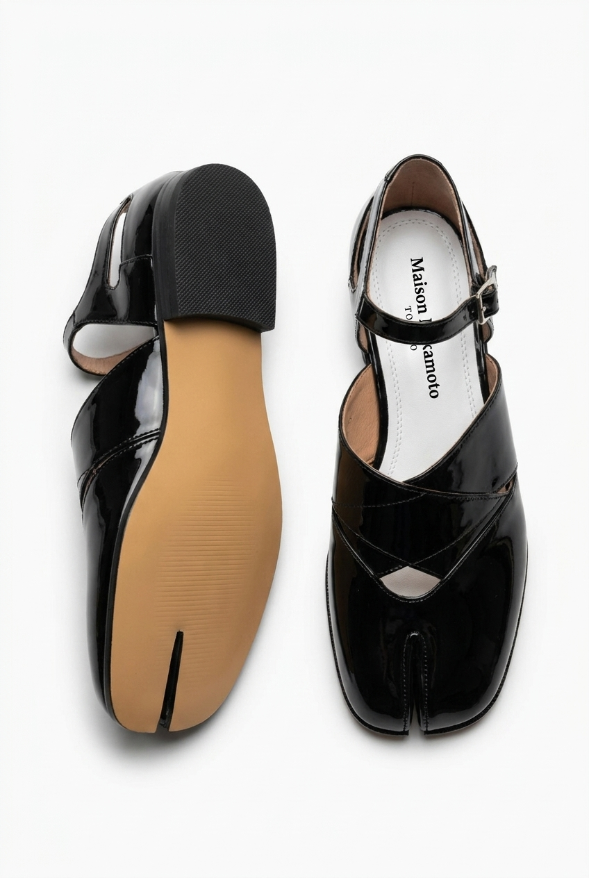 Tabi Shiny - black patent vegan leather split-toe flats by Maison Nakamoto